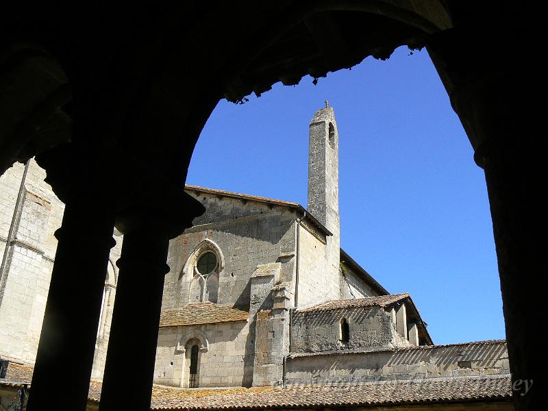 Cathedral cloisters, Saint-Émilion P1140340.JPG